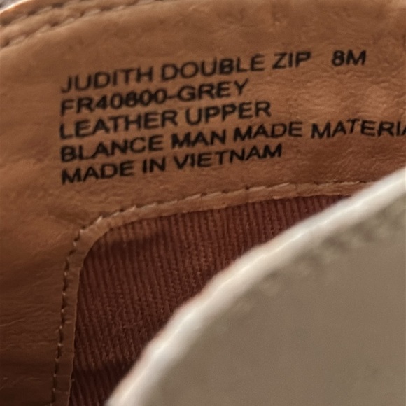 Frye Judith Double Zip Suede Ankle Booties Tan Dual Zip Block Heel Size 8 - Picture 10 of 12